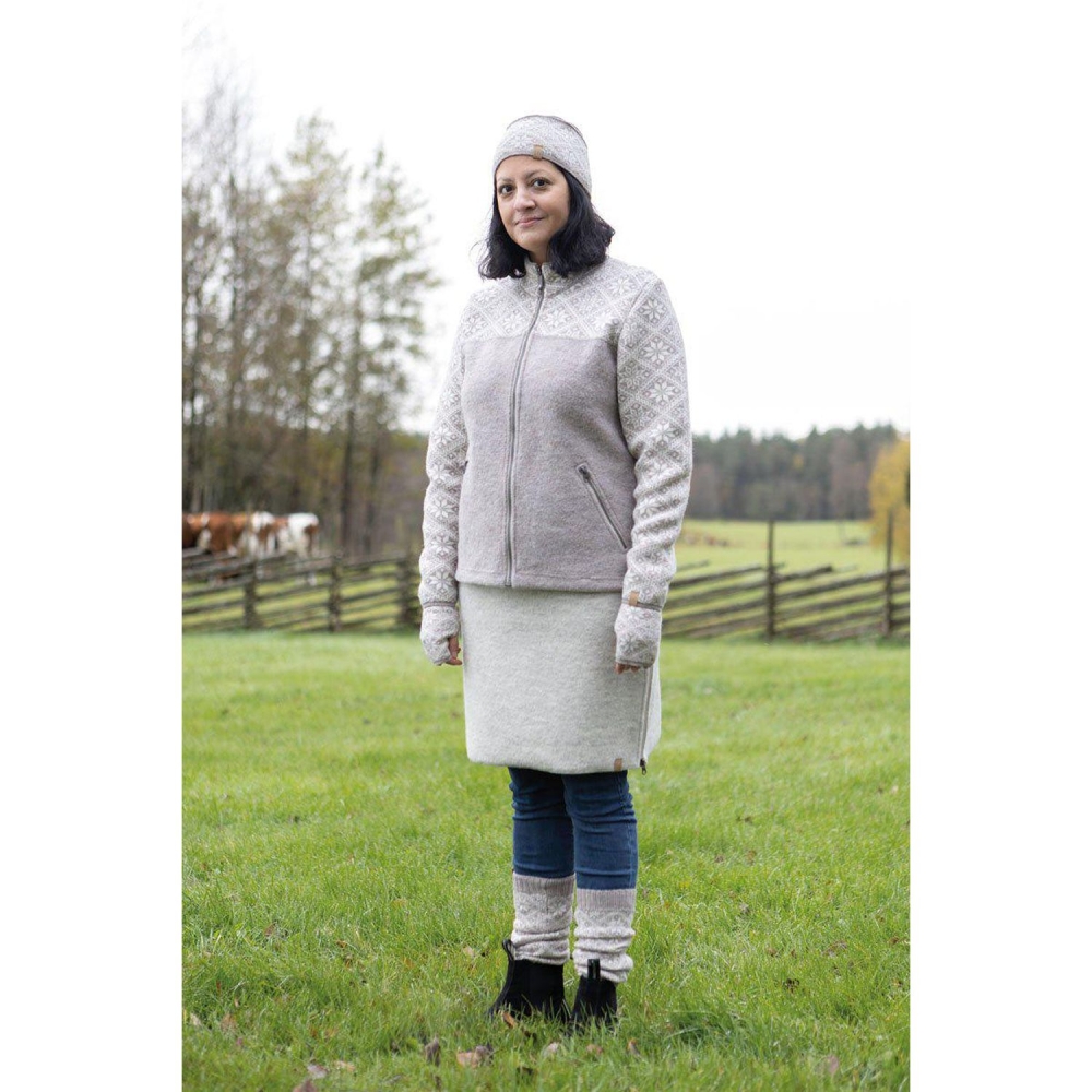 Ivanhoe Ellie full zip Women's Sand 1100523-506 fleeces en truien online bestellen bij Kathmandu Outdoor & Travel