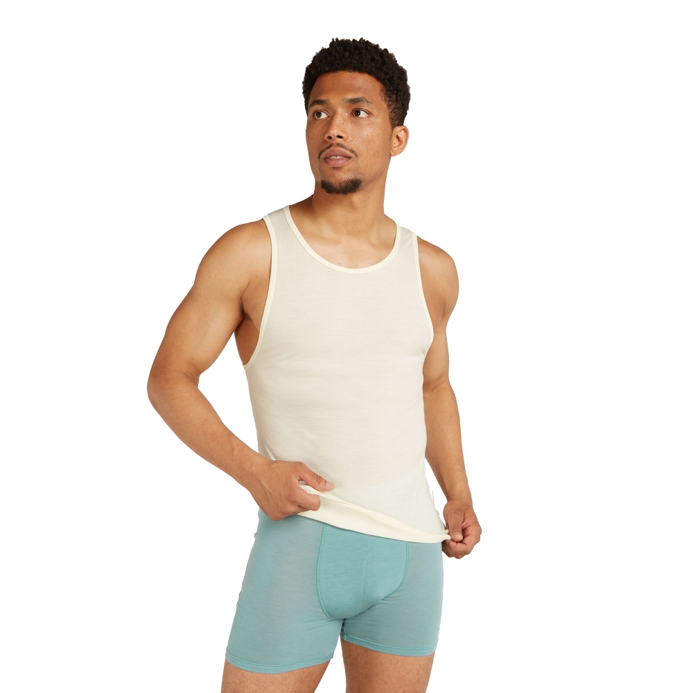 Icebreaker Anatomica Tank Undyed IB103034-0001 shirts en tops online bestellen bij Kathmandu Outdoor & Travel