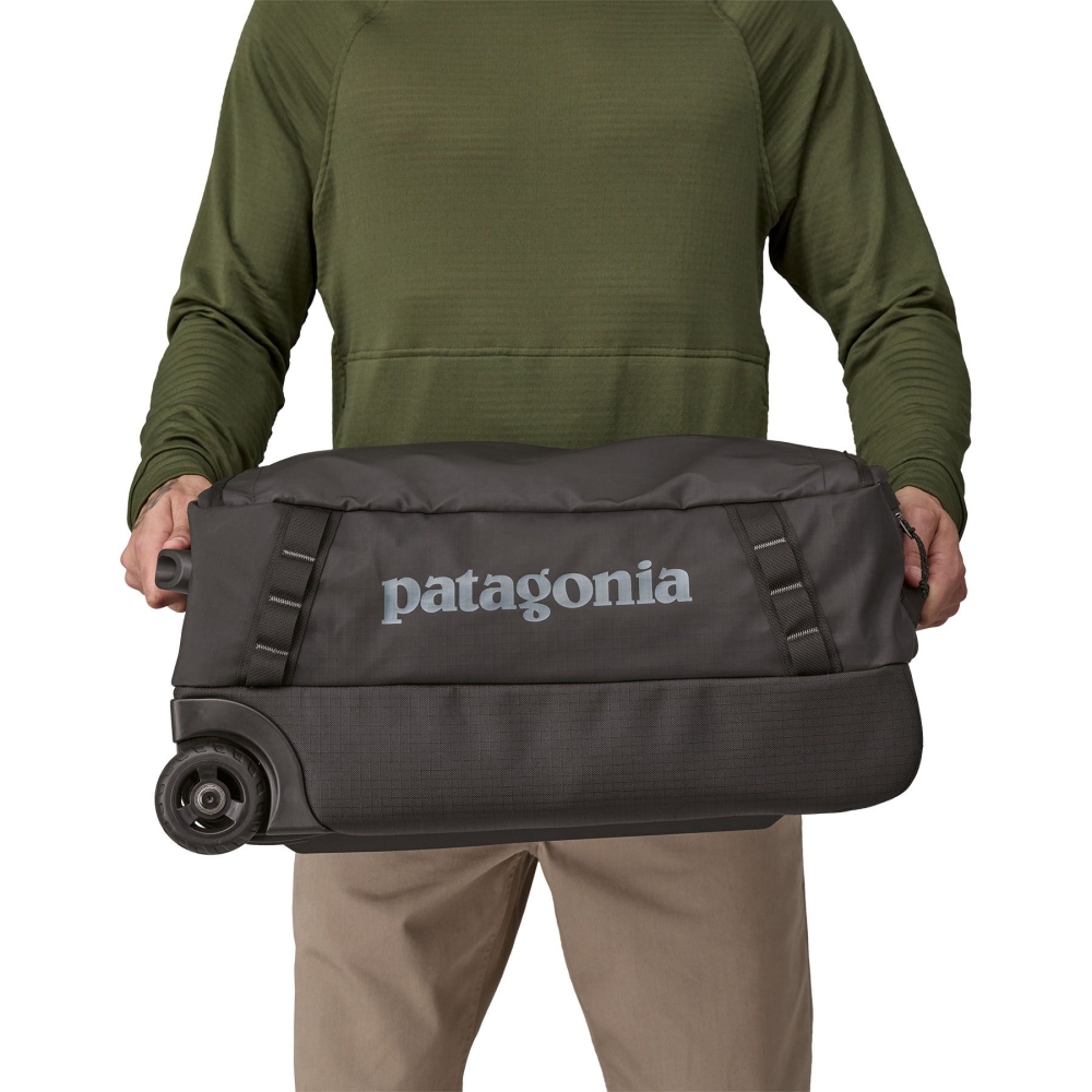 Patagonia Black Hole Wheeled Duffel 40L Black 49379-BLK rolkoffers online bestellen bij Kathmandu Outdoor & Travel