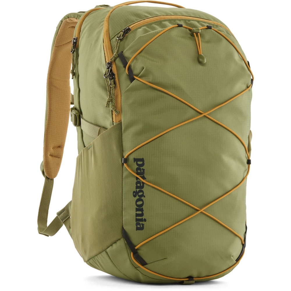Patagonia Refugio Day Pack 30L Buckhorn Green 47928-BUGR dagrugzakken online bestellen bij Kathmandu Outdoor & Travel