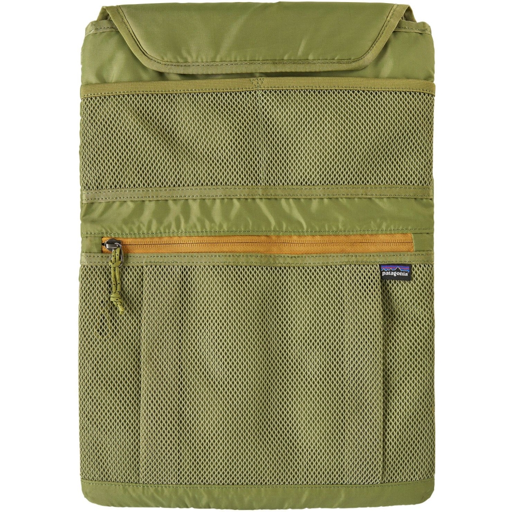 Patagonia Refugio Day Pack 30L Buckhorn Green 47928-BUGR dagrugzakken online bestellen bij Kathmandu Outdoor & Travel