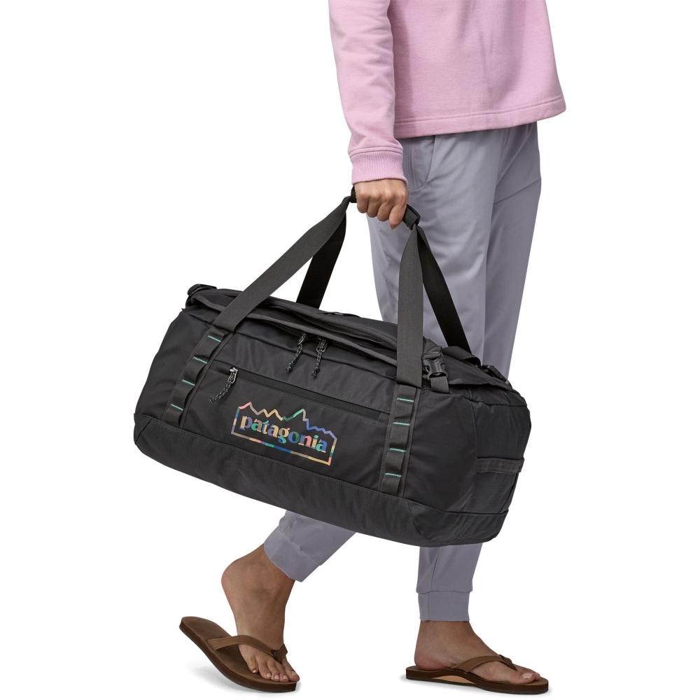 Patagonia Black Hole Duffel 40L Unity Fitz: Ink Black 49339-UFIB duffels online bestellen bij Kathmandu Outdoor & Travel