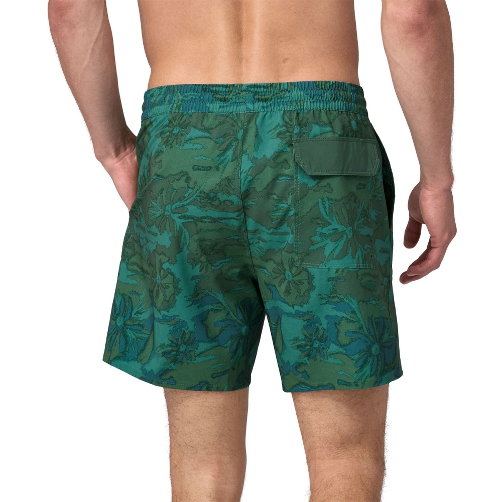 Patagonia Hydropeak Volley Shorts - 16 in. Cliffs and Coves: Conifer Gree 86435-CLGN broeken online bestellen bij Kathmandu Outdoor & Travel