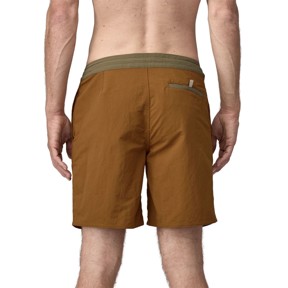 Patagonia Wavefarer Hybrid Walk Shorts - 18 in. Tree Ring Brown 86775-TRBN broeken online bestellen bij Kathmandu Outdoor & Travel