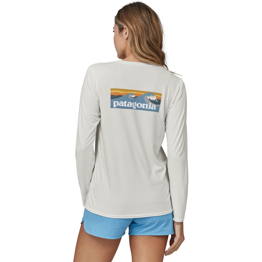 Patagonia L/S Cap Cool Daily Graphic Shirt - Waters Women's Boardshort Logo Light Plume Gr 45175-BLWI shirts en tops online bestellen bij Kathmandu Outdoor & Travel