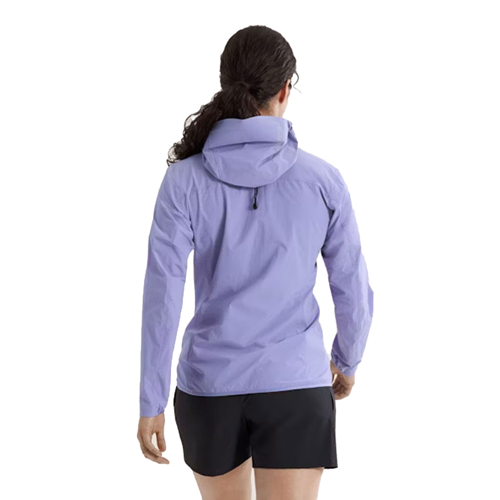 Arc'teryx Gamma Lightweight Hoody Women's Moonstone 7779-021638 jassen online bestellen bij Kathmandu Outdoor & Travel