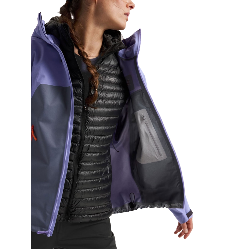 Arc'teryx Beta SL Jacket Women's Twilight Trail 9674-021951 jassen online bestellen bij Kathmandu Outdoor & Travel