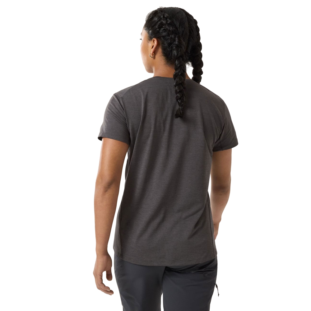 Arc'teryx Taema Crew SS Women's Black Heather 7309-000033 shirts en tops online bestellen bij Kathmandu Outdoor & Travel