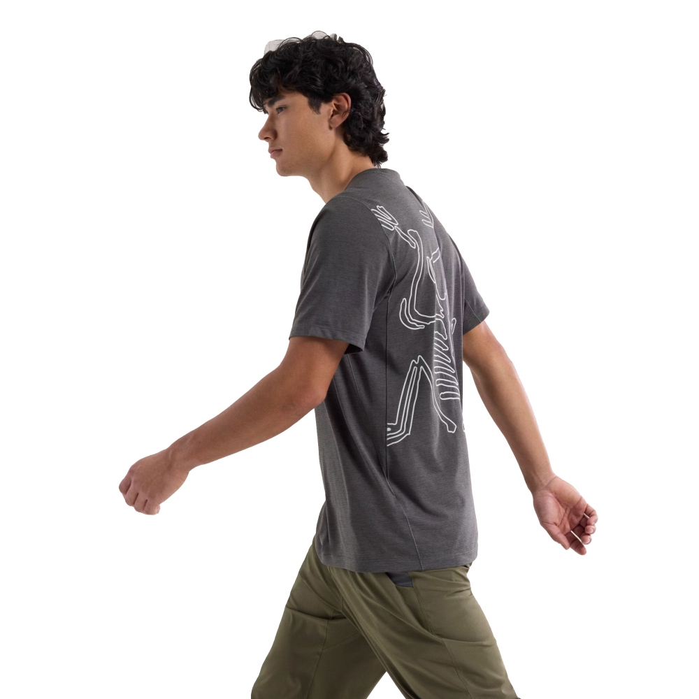 Arc'teryx Cormac Arc'Bird Logo SS Black Heather 9721-000033 shirts en tops online bestellen bij Kathmandu Outdoor & Travel