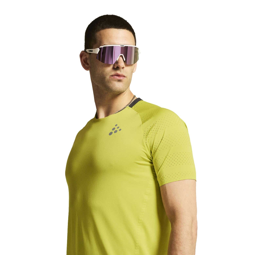 Craft Pro Hypervent Tee 2 Pear 1914589-628000 shirts en tops online bestellen bij Kathmandu Outdoor & Travel