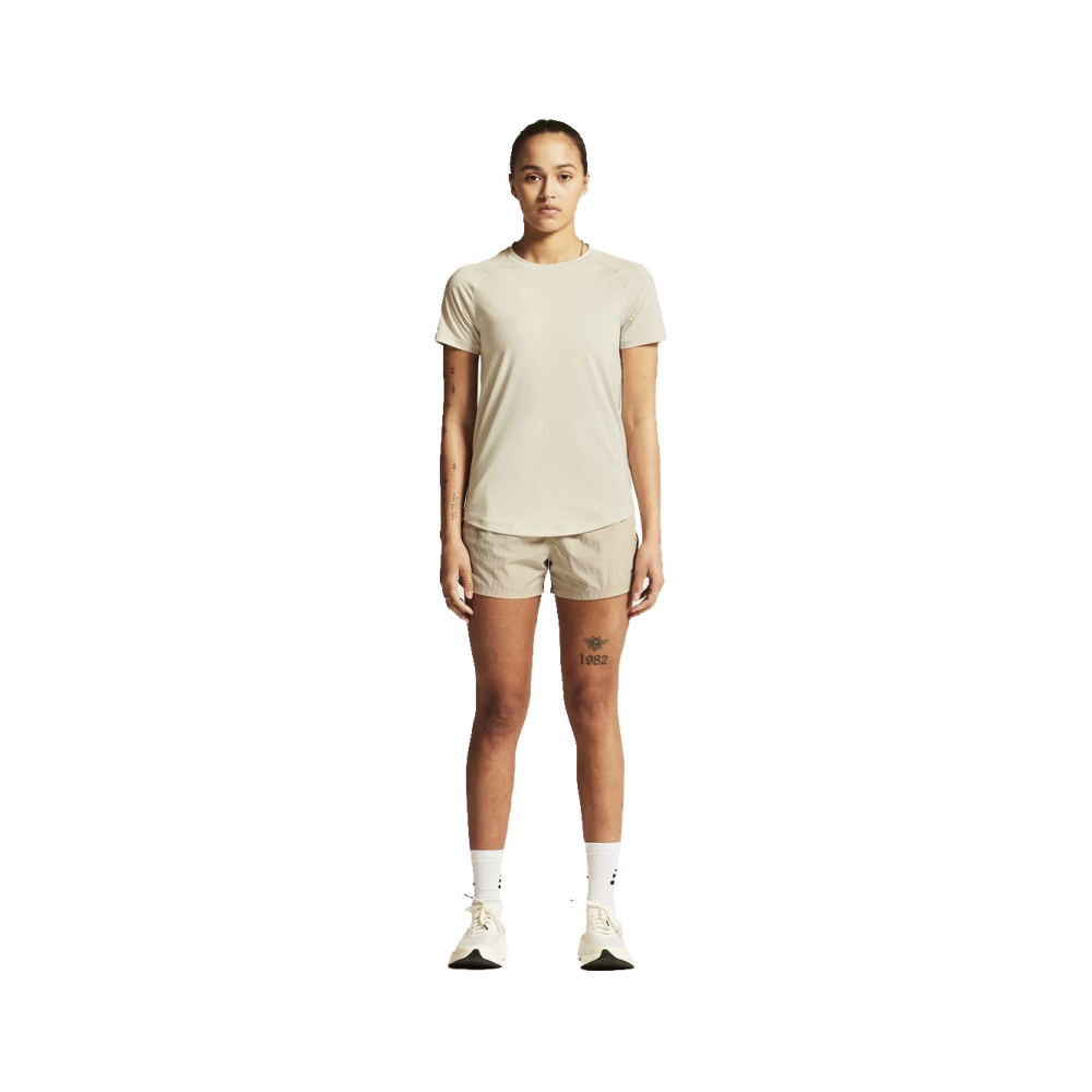 Craft Collective SS Tee Women's Plaster 1916026-214000 shirts en tops online bestellen bij Kathmandu Outdoor & Travel