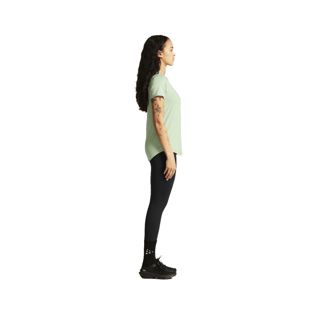 Craft Collective SS Tee Women's Glacial 1916026-630000 shirts en tops online bestellen bij Kathmandu Outdoor & Travel