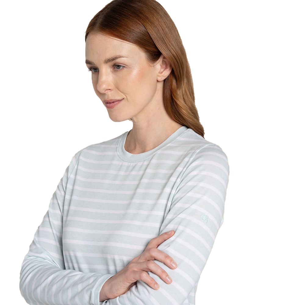 Craghoppers NosiLife Akona Long Sleeved Top Women's Nimbus Blue Stripe CWT1368-14V shirts en tops online bestellen bij Kathmandu Outdoor & Travel