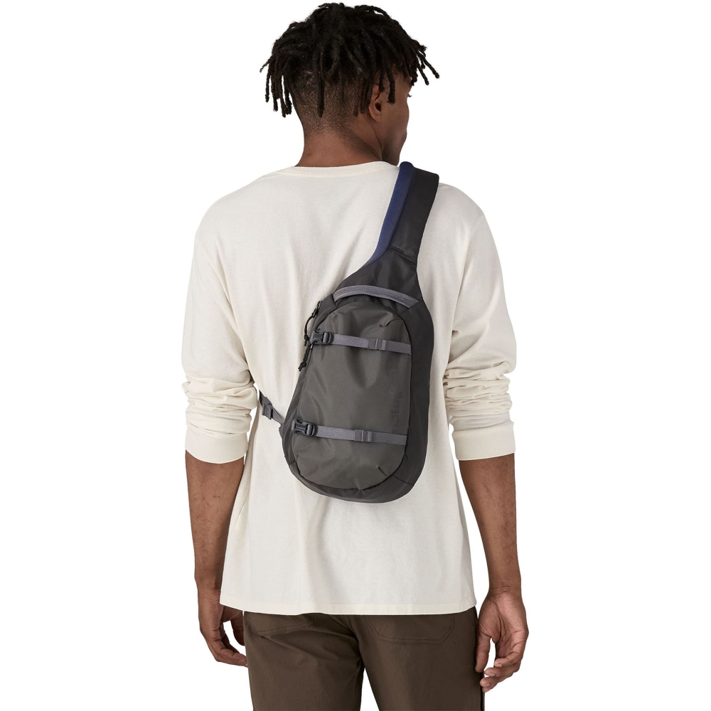 Patagonia Atom Sling 8L Smolder Blue 48262-SMDB tassen online bestellen bij Kathmandu Outdoor & Travel
