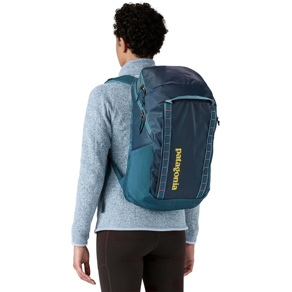 Patagonia Black Hole Pack 32L Tidal Teal 49302-TDT dagrugzakken online bestellen bij Kathmandu Outdoor & Travel