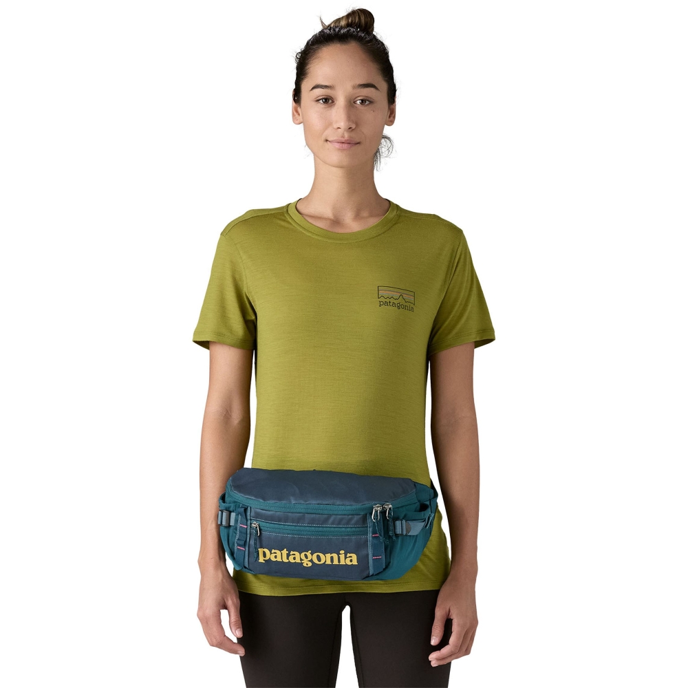 Patagonia Black Hole Waist Pack 5L Tidal Teal 49282-TDT tassen online bestellen bij Kathmandu Outdoor & Travel