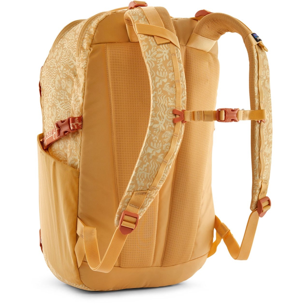 Patagonia Refugio Day Pack 30L Mountain Breeze: Buttercup Yel 47928-MBYE dagrugzakken online bestellen bij Kathmandu Outdoor & Travel