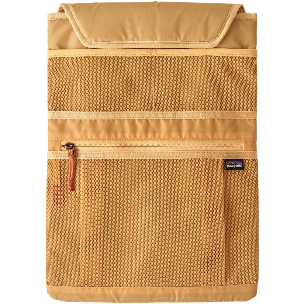 Patagonia Refugio Day Pack 30L Mountain Breeze: Buttercup Yel 47928-MBYE dagrugzakken online bestellen bij Kathmandu Outdoor & Travel