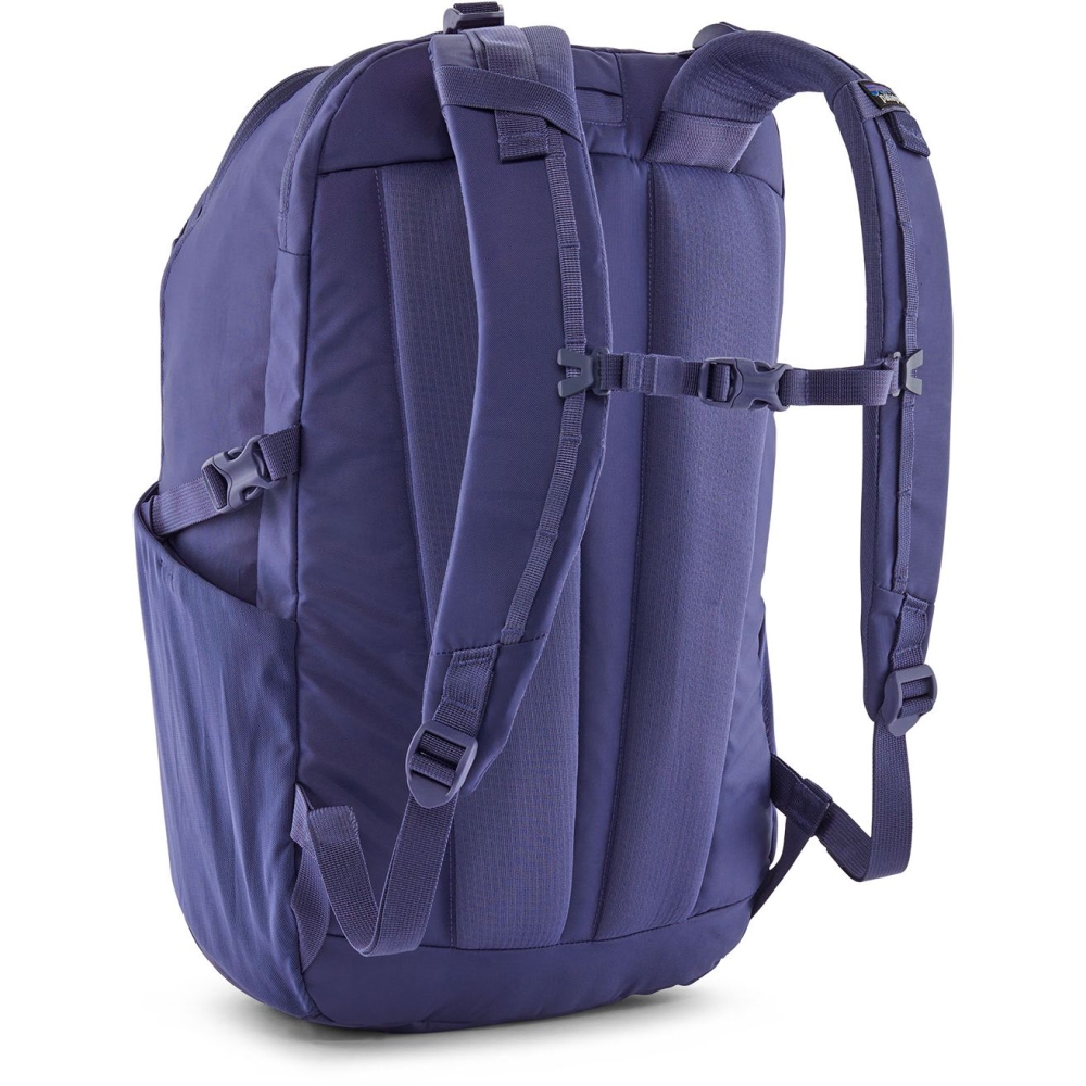 Patagonia Refugio Day Pack 30L Solstice Purple 47928-SLPU dagrugzakken online bestellen bij Kathmandu Outdoor & Travel