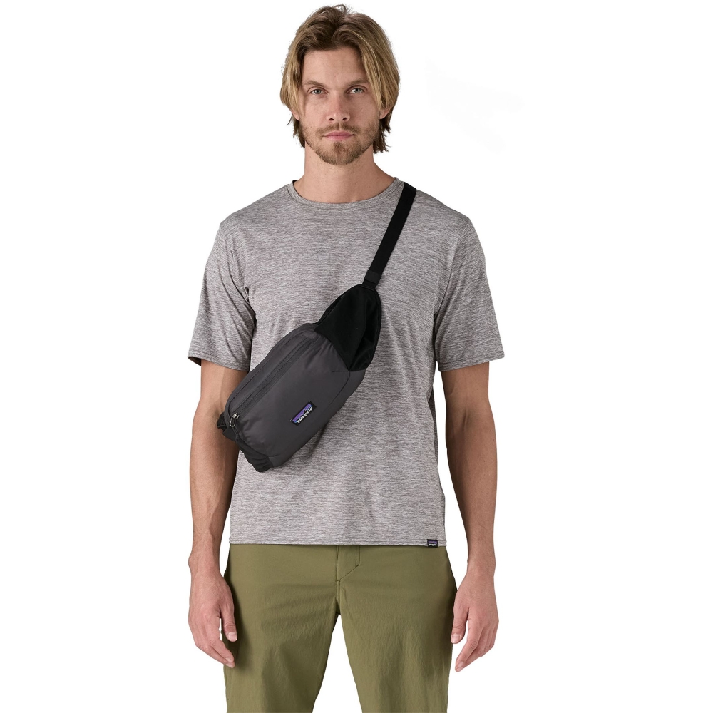 Patagonia Terravia Hip Pack Black 49021-BLK tassen online bestellen bij Kathmandu Outdoor & Travel