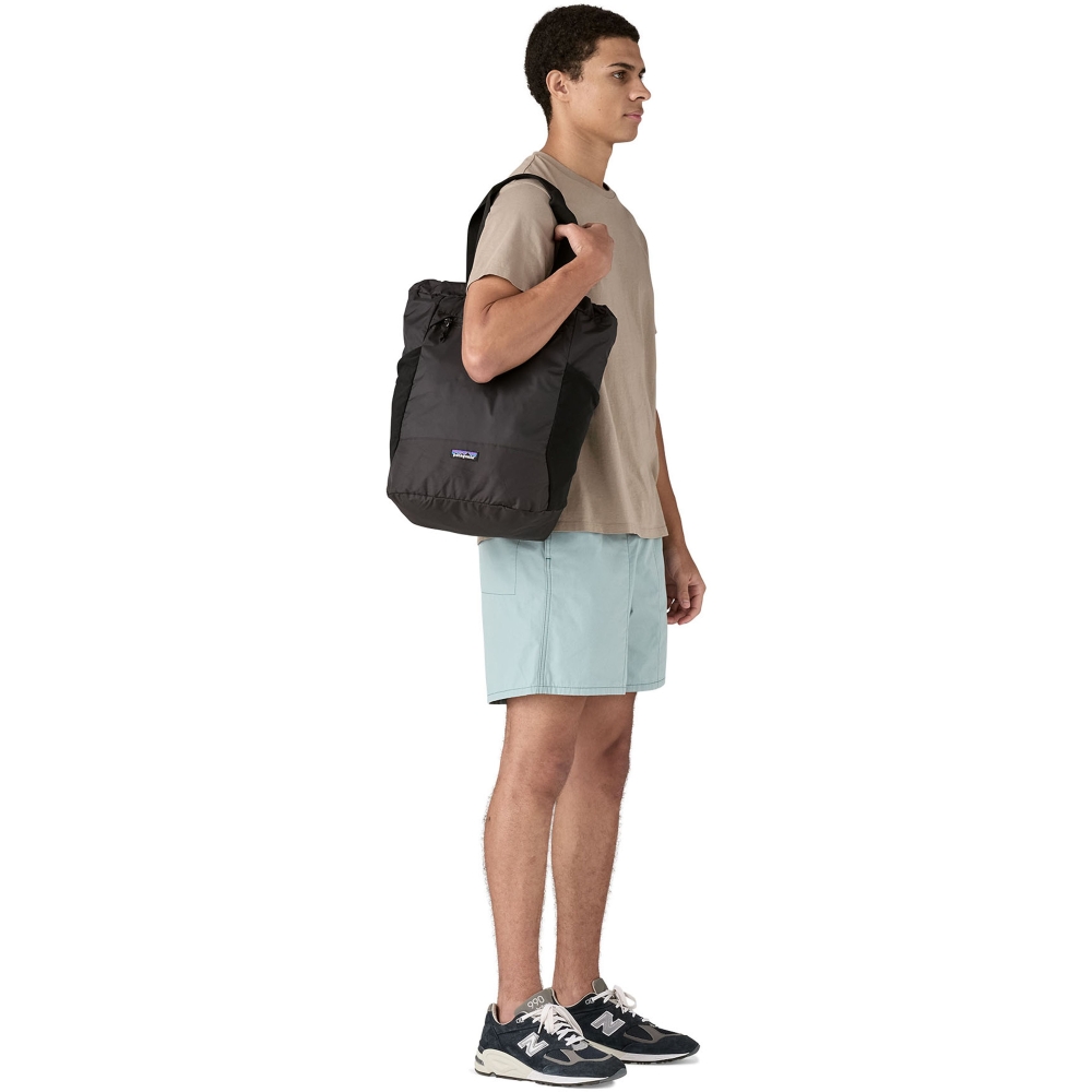 Patagonia Terravia Tote Pack Black 48814-BLK tassen online bestellen bij Kathmandu Outdoor & Travel