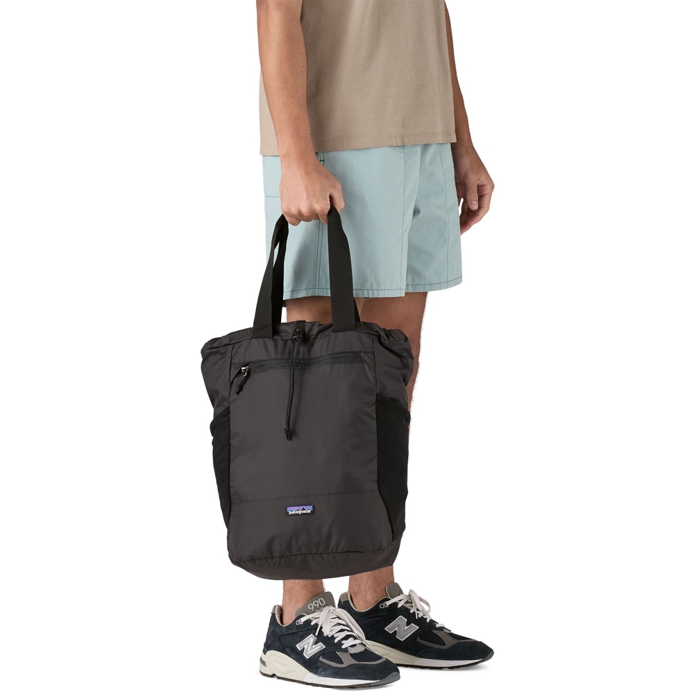Patagonia Terravia Tote Pack Black 48814-BLK tassen online bestellen bij Kathmandu Outdoor & Travel