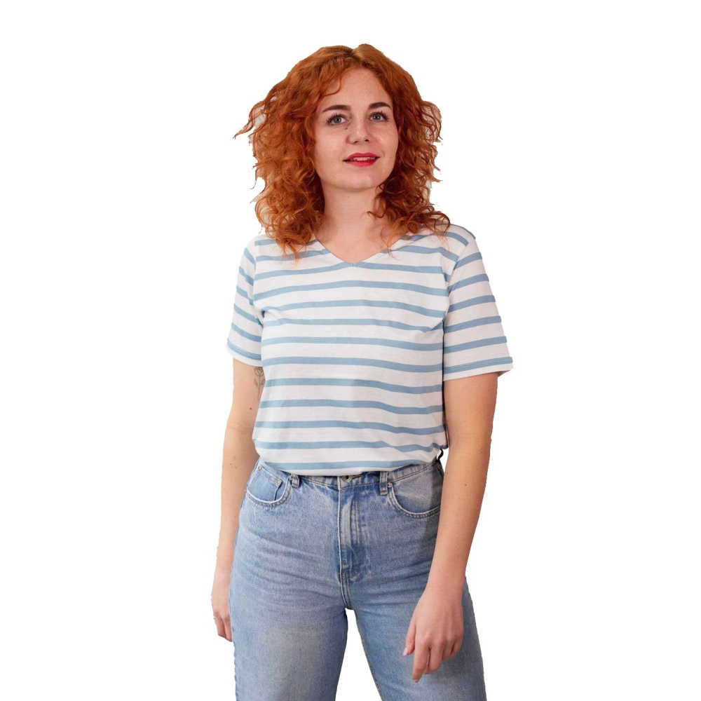 Blue Loop Originals Refibra Loose Fit V-neck Tshirt Women's White/Blue Shadow W-RLF014-25-B122 shirts en tops online bestellen bij Kathmandu Outdoor & Travel