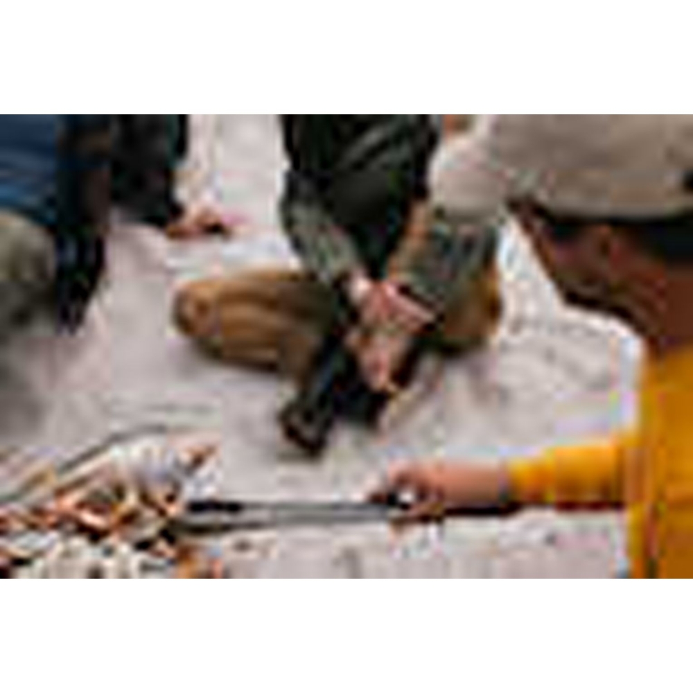 Fjällräven Stina Trousers Regular Women's Buckwheat Brown F84775-232 broeken online bestellen bij Kathmandu Outdoor & Travel