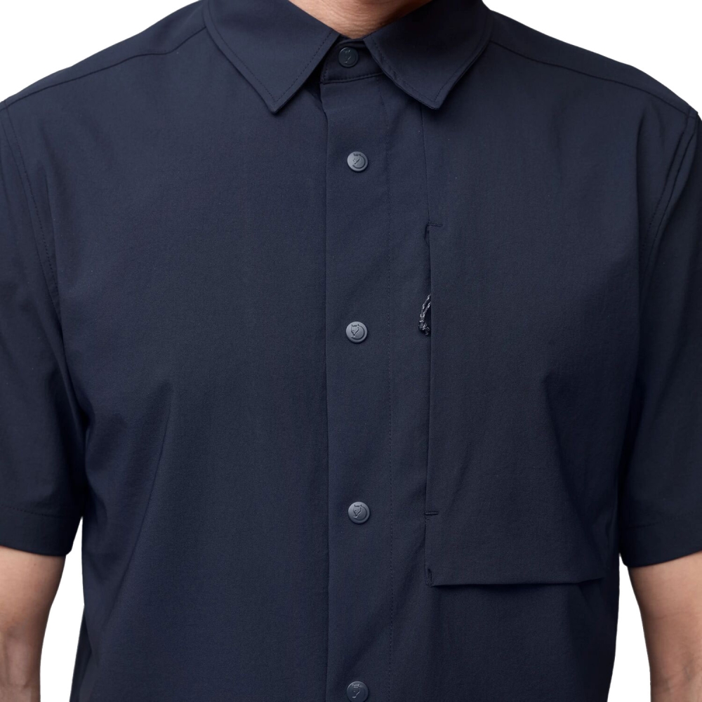 Fjällräven High Coast Pack Shirt SS Dark Navy F12600249-555 shirts en tops online bestellen bij Kathmandu Outdoor & Travel