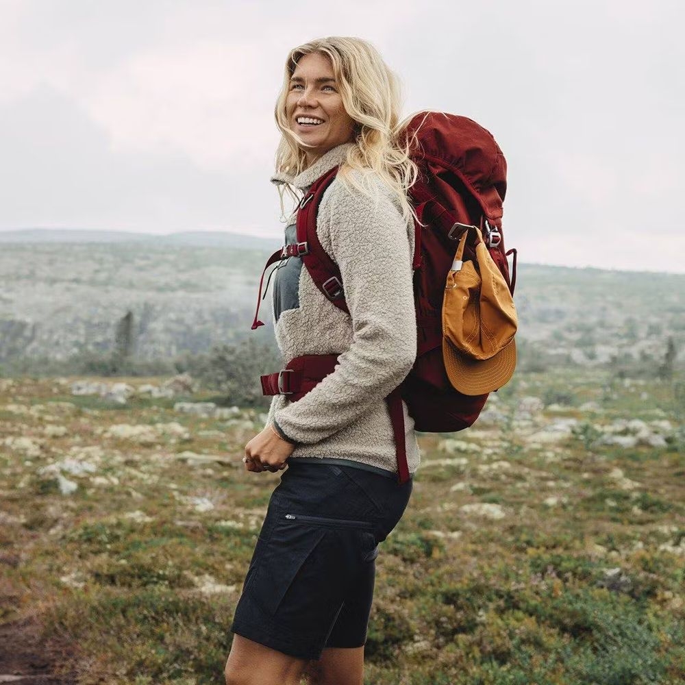 Lundhags Flok Wool Pile Women's Sand 1123100-02300 fleeces en truien online bestellen bij Kathmandu Outdoor & Travel