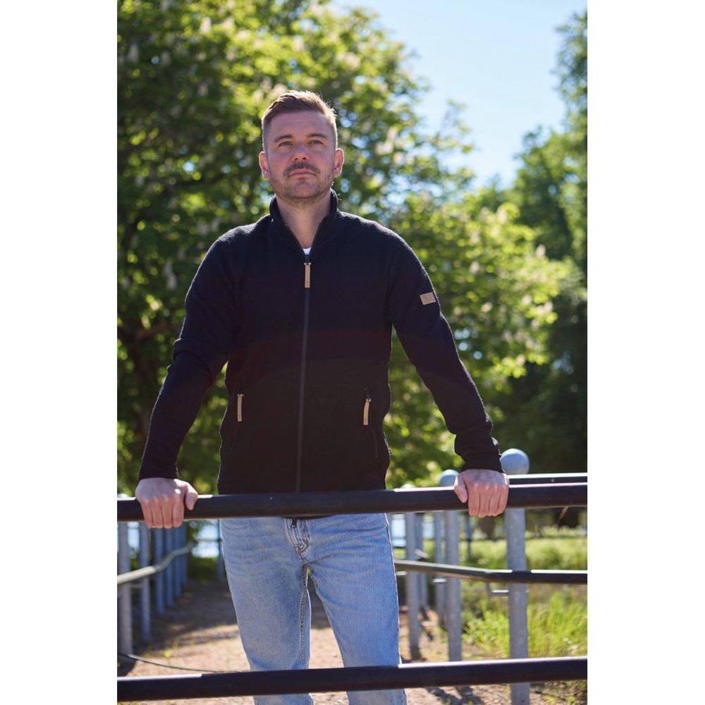 Ivanhoe Volmar full zip Black 2100556-015 fleeces en truien online bestellen bij Kathmandu Outdoor & Travel