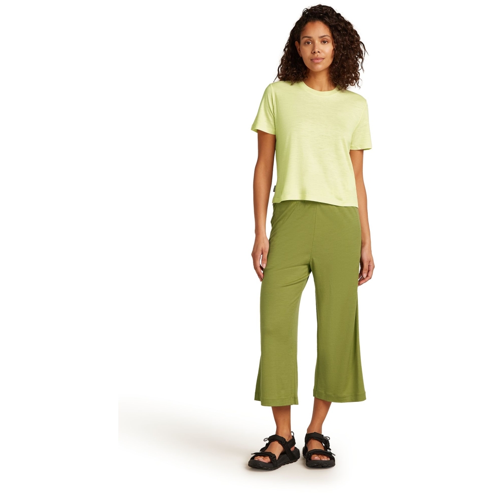 Icebreaker Mer 150 Tech Lite III SS Crop Tee Women's Citrine IB0A56Y2-0AB1 shirts en tops online bestellen bij Kathmandu Outdoor & Travel
