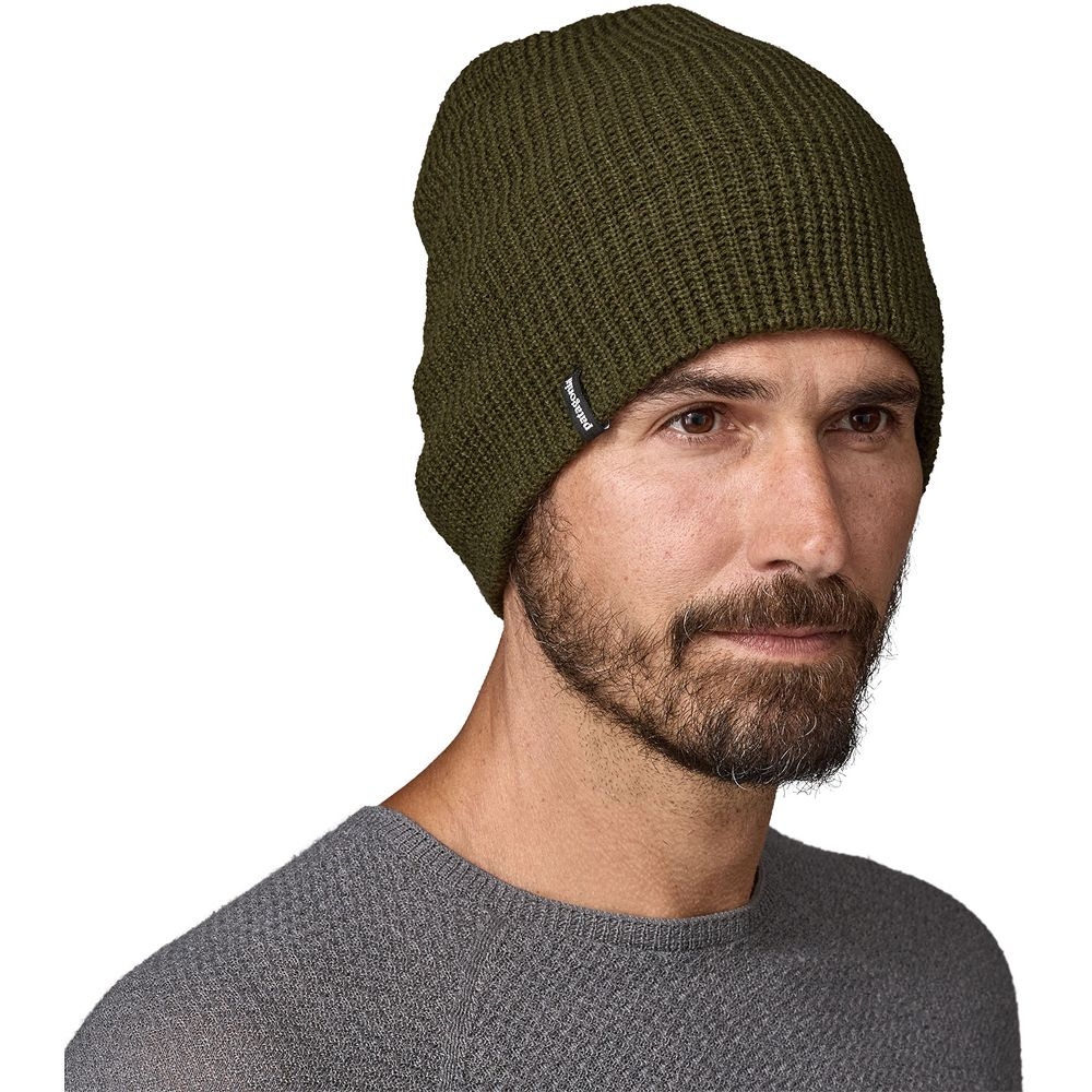 Patagonia Snowdrifter Beanie Pine Needle Green 33385-PNGR kleding accessoires online bestellen bij Kathmandu Outdoor & Travel