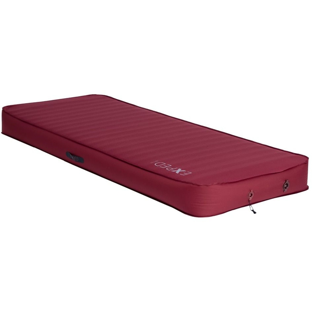 Exped MegaMat LXW Burgundy E7849129 slaapmatjes online bestellen bij Kathmandu Outdoor & Travel
