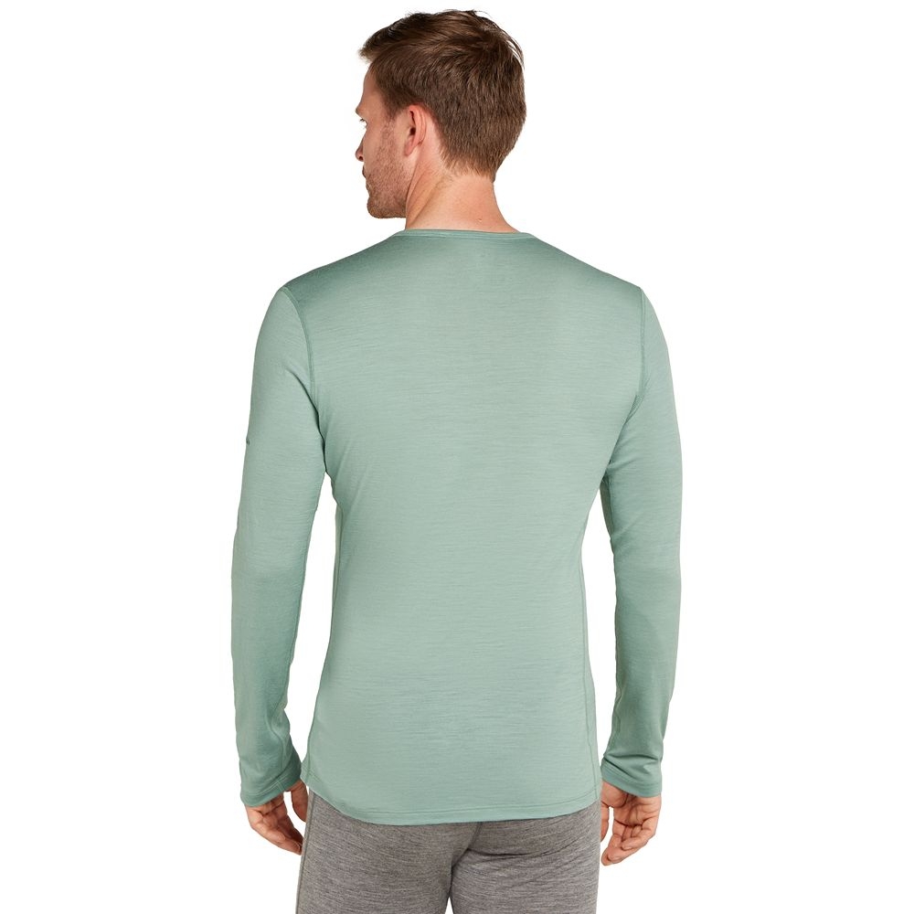 Icebreaker 200 Oasis LS Crewe Moss IB104365-01G1 shirts en tops online bestellen bij Kathmandu Outdoor & Travel