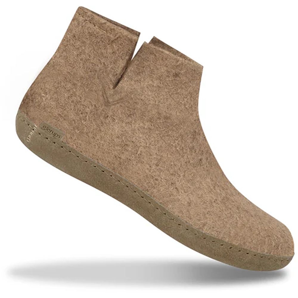 Glerups Boot Leather Sand G-12-Sand pantoffels en huissokken online bestellen bij Kathmandu Outdoor & Travel