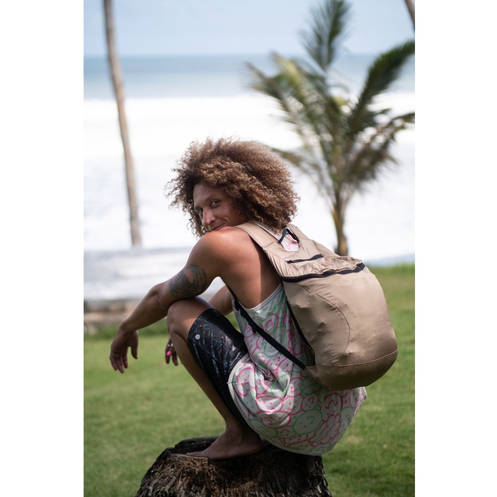 Ticket to the Moon Backpack Plus Ice Brown TMPBP72 dagrugzakken online bestellen bij Kathmandu Outdoor & Travel