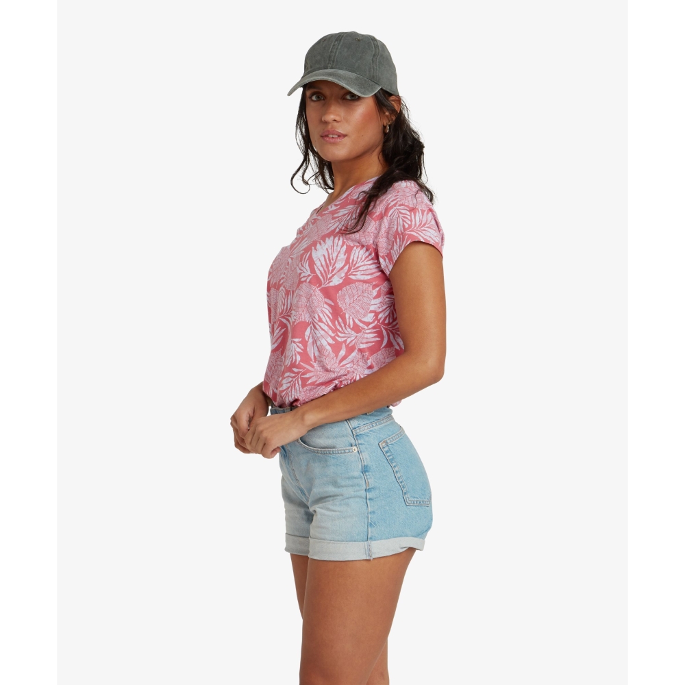 Sherpa Adventure Gear Neha V-Neck Tee Women's Rosie Bhodi Leaf SW21019-462 shirts en tops online bestellen bij Kathmandu Outdoor & Travel