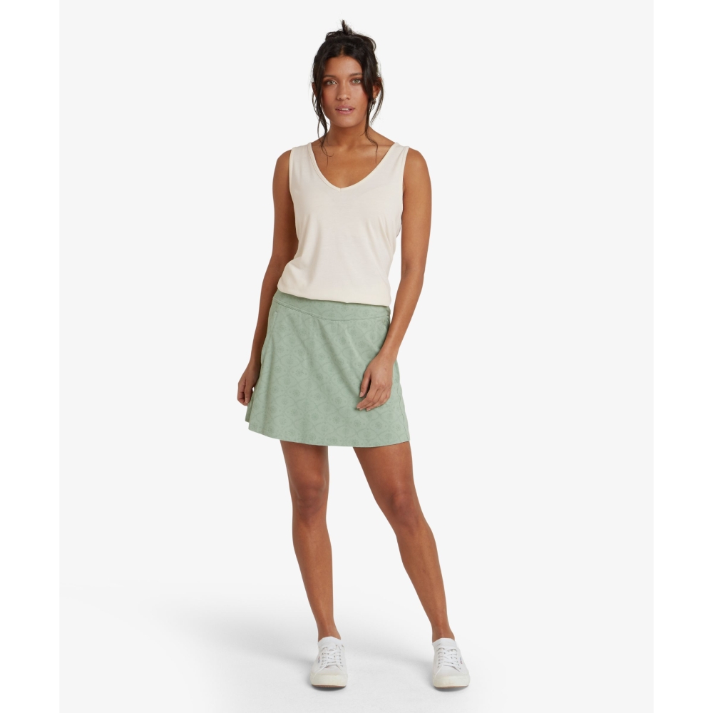 Sherpa Adventure Gear Neha Skort Women's Celery Sublime SW24021-888 jurken en rokken online bestellen bij Kathmandu Outdoor & Travel