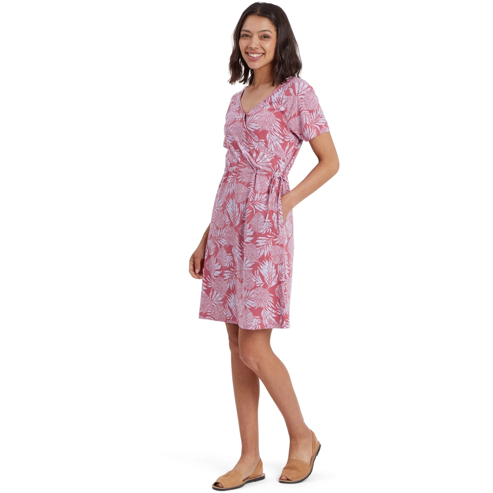 Sherpa Adventure Gear Neha Faux Wrap Dress Women's Rosie Bhodi Leaf SW24071-462 jurken en rokken online bestellen bij Kathmandu Outdoor & Travel