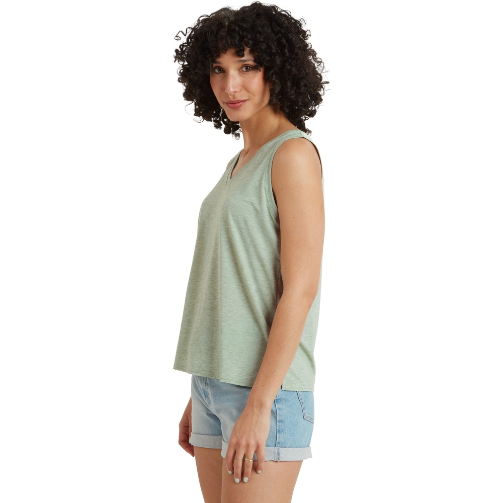 Sherpa Adventure Gear Asha V-Neck Tank Women's Thyme SW20022-804 shirts en tops online bestellen bij Kathmandu Outdoor & Travel