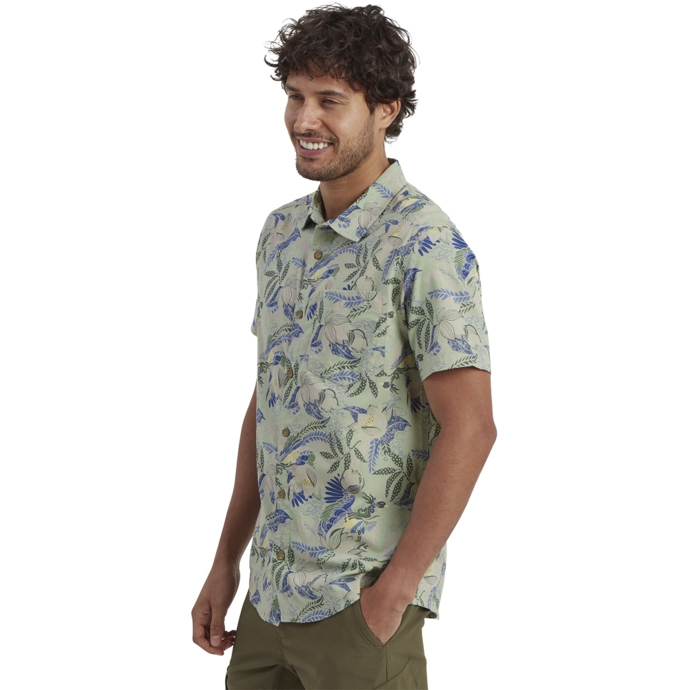 Sherpa Adventure Gear Phoenix SS Shirt Celery SM11049-830 shirts en tops online bestellen bij Kathmandu Outdoor & Travel