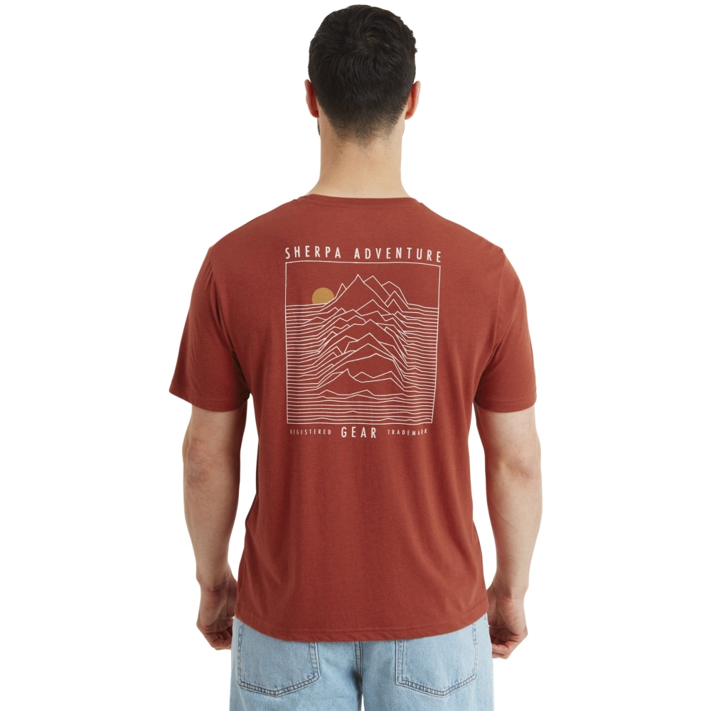 Sherpa Adventure Gear Bali Terrain Tee Rust SM11069-444 shirts en tops online bestellen bij Kathmandu Outdoor & Travel