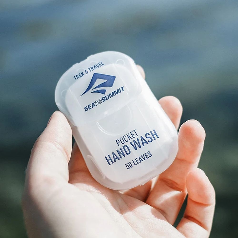 Sea to Summit Wilderness Wash Pocket Soap (50 stuks) Wit APSOAP verzorging online bestellen bij Kathmandu Outdoor & Travel