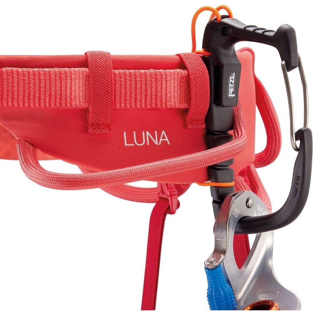 Petzl Luna Coral Red C035CA01 klimgordels online bestellen bij Kathmandu Outdoor & Travel