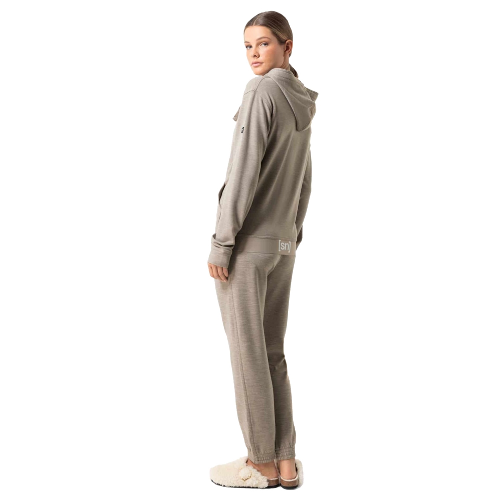 Super Natural Solution Hoodie Women's Vintage Khaki Melange SNW020890-289 fleeces en truien online bestellen bij Kathmandu Outdoor & Travel
