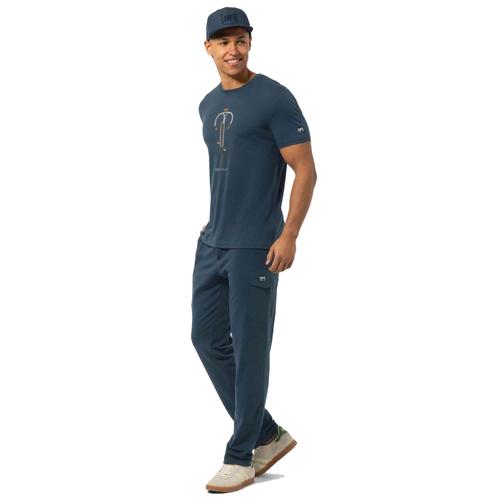 Super Natural Vintage Bike Tee Blueberry/Vintage Khaki Melang SNMP01187-44F shirts en tops online bestellen bij Kathmandu Outdoor & Travel