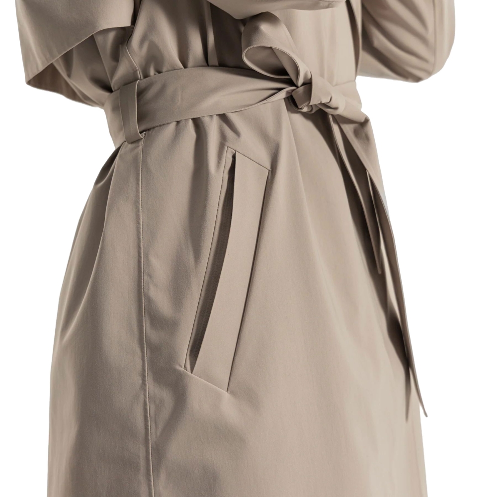 Ubr Skylar Trench Coat Women's Desert 6058-283 jassen online bestellen bij Kathmandu Outdoor & Travel