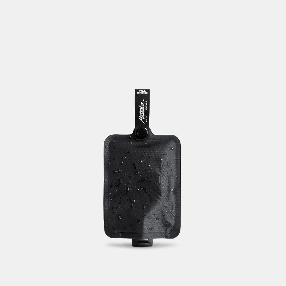 Matador Matador FlatPak Toiletry Bottle  Black MATFPB1001B toiletartikelen online bestellen bij Kathmandu Outdoor & Travel
