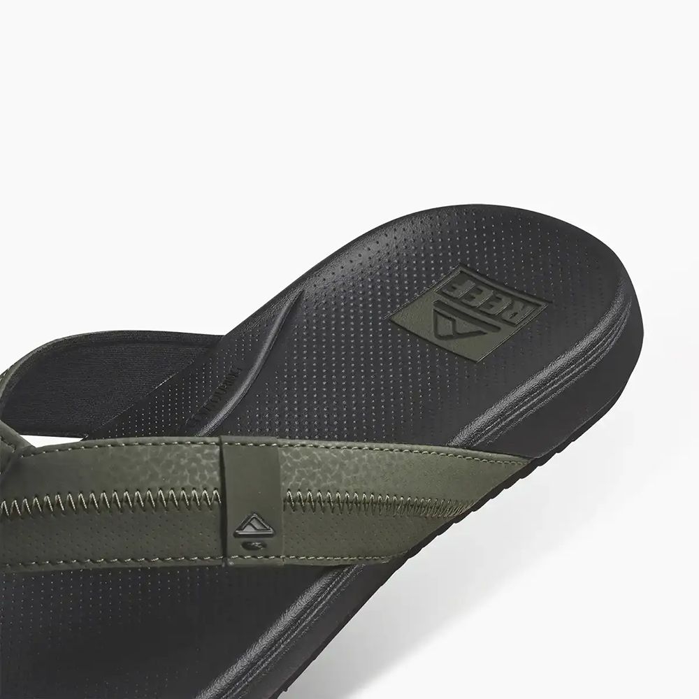 Reef Cushion Phantom 2.0  Olive/Gum CJ5258-51 slippers online bestellen bij Kathmandu Outdoor & Travel
